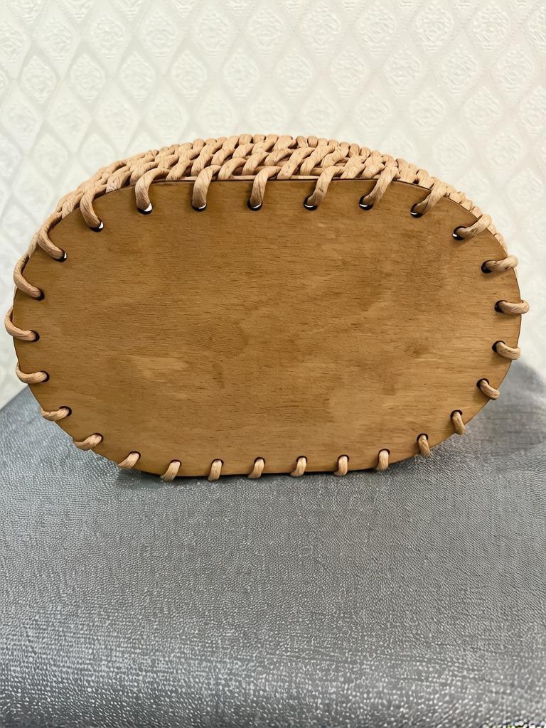 Сухарница из влагостойкой бумажной лозы, цвет «светлый мокко», 21×14×6 см, ручное плетение. — фото 4